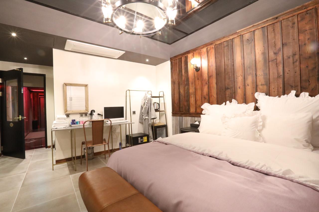 February Stay Gangseo Пусан Экстерьер фото